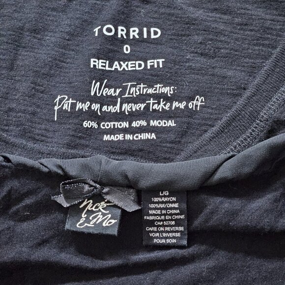 Top Womens L Lot of 2 Nick & Mo Torrid Black Ivory LS Stretch Knit Ruffles Goth - Picture 2 of 16